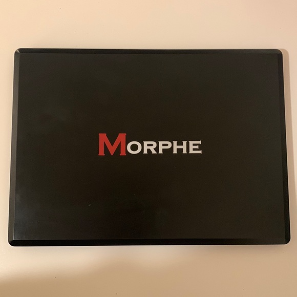 MORPHE 35O eyeshadow palette - Picture 1 of 3